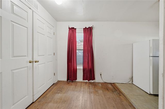 400 and 402 South Ennis Street, Bryan, TX 77803