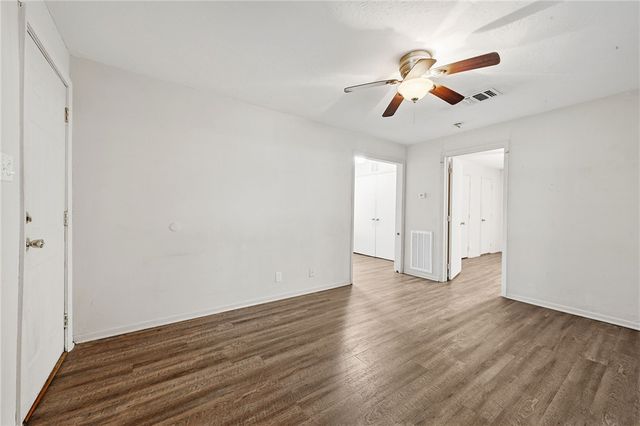 400 and 402 South Ennis Street, Bryan, TX 77803