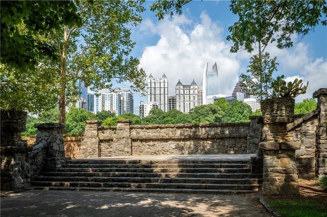 1348 Berwick NE Avenue, Atlanta, GA 30306