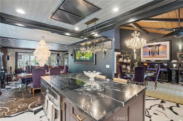 2888 N Wyngate, Orange, CA 92867