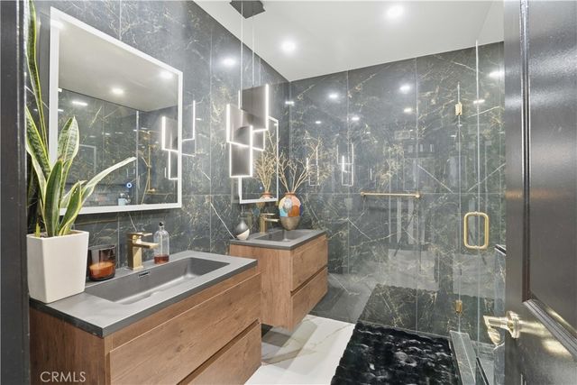 2888 N Wyngate, Orange, CA 92867
