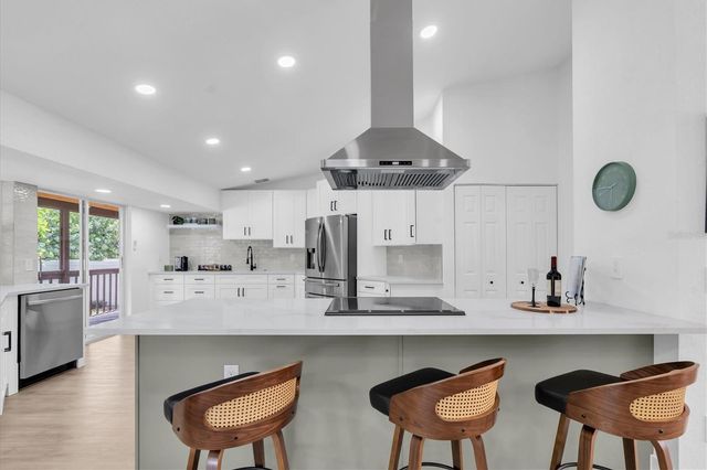 630 PINTA DRIVE, Tierra Verde, FL 33715