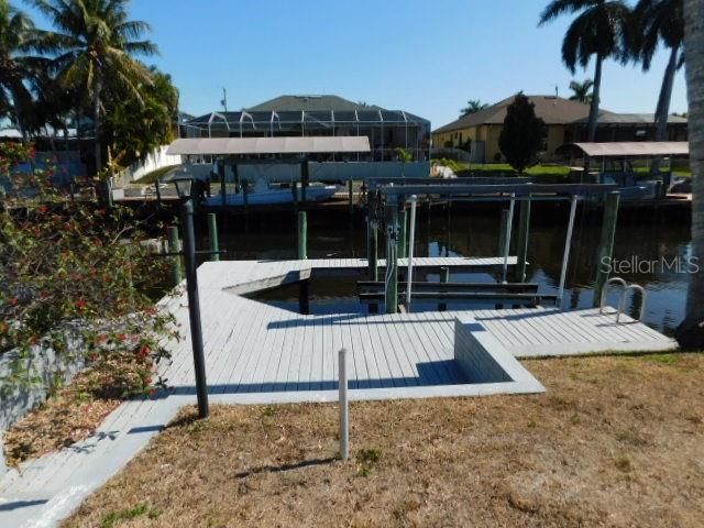 3105 SE 16TH PLACE, Cape Coral, FL 33904