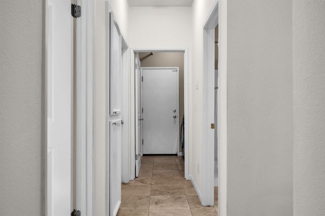 7105 Cedar Garden Ct, Citrus Heights, CA 95621