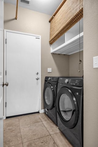 7105 Cedar Garden Ct, Citrus Heights, CA 95621