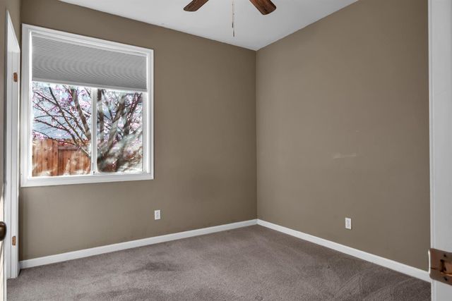 7105 Cedar Garden Ct, Citrus Heights, CA 95621