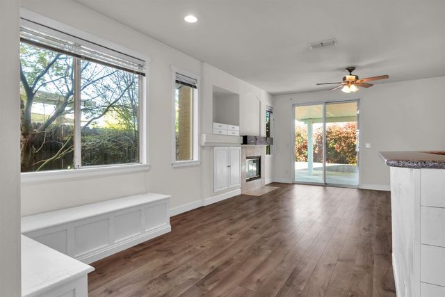 7105 Cedar Garden Ct, Citrus Heights, CA 95621