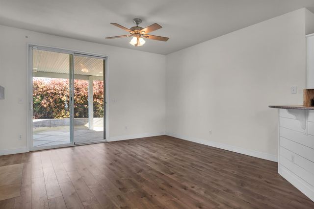 7105 Cedar Garden Ct, Citrus Heights, CA 95621