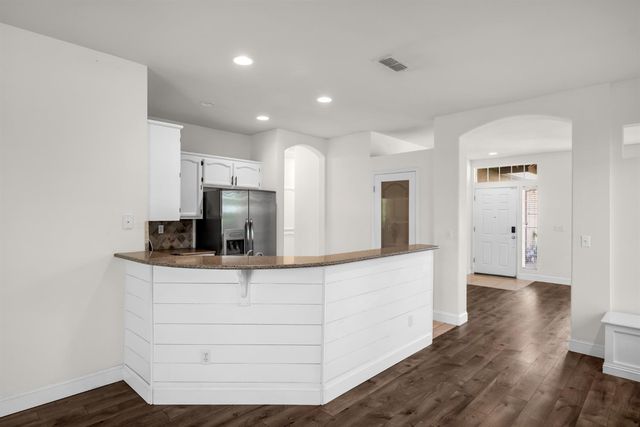 7105 Cedar Garden Ct, Citrus Heights, CA 95621