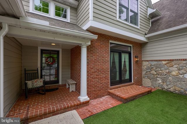 11 HIDDEN GRN, Lancaster, PA 17602