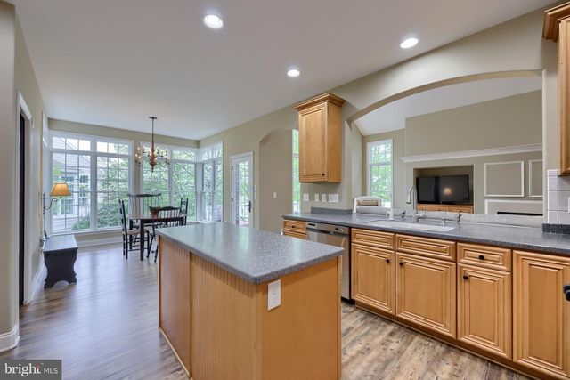 11 HIDDEN GRN, Lancaster, PA 17602