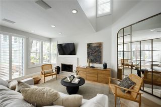 206 Hartford, Newport Beach, CA 92660
