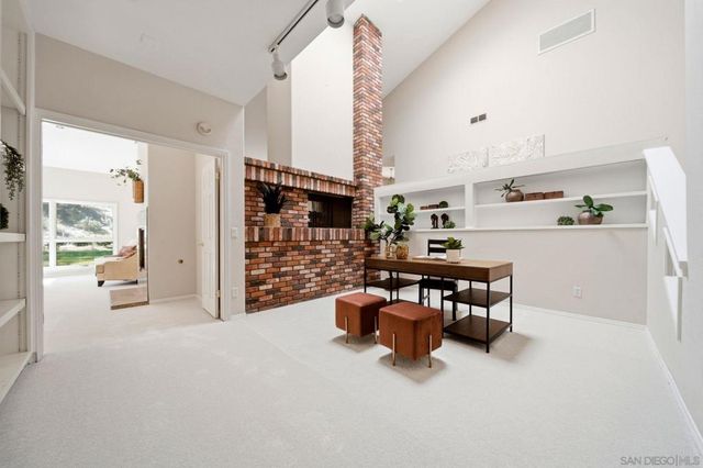 425 Loma Larga, Solana Beach, CA 92075