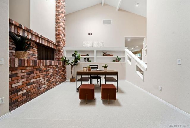 425 Loma Larga, Solana Beach, CA 92075