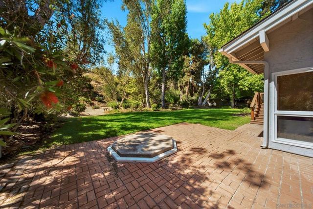 425 Loma Larga, Solana Beach, CA 92075