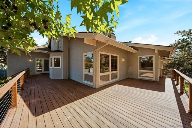 425 Loma Larga, Solana Beach, CA 92075