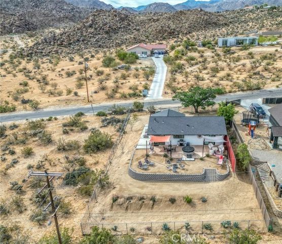 61910 Sunburst Circle, Joshua Tree, CA 92252