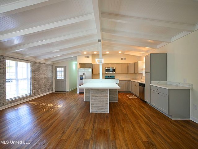 8820 Manoo Place, Diamondhead, MS 39525