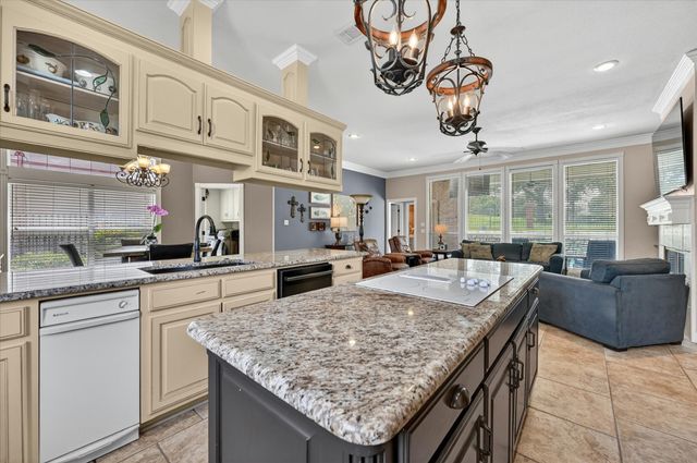 1411 Danbury Drive, Mansfield, TX 76063