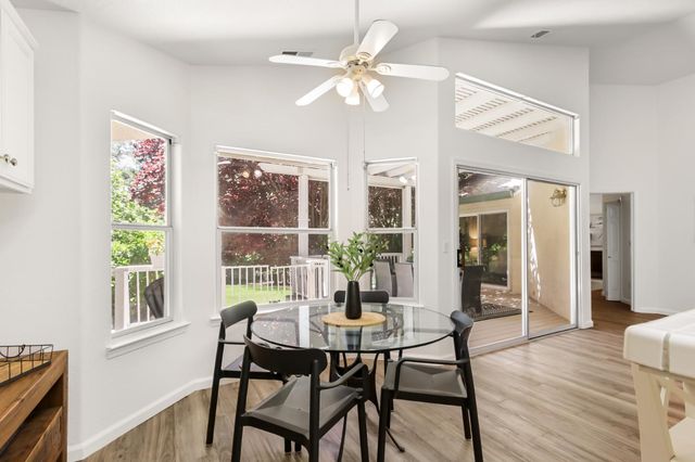 3900 Green Forest Ln, Sacramento, CA 95821