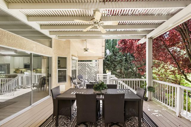 3900 Green Forest Ln, Sacramento, CA 95821