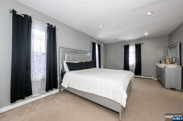 32 Newfield Street, East Orange, NJ 07017