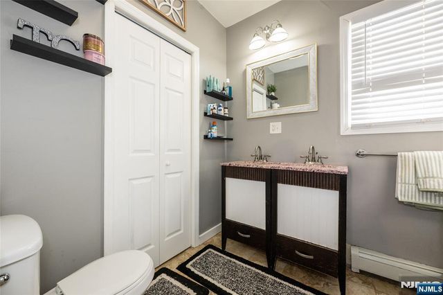 32 Newfield Street, East Orange, NJ 07017