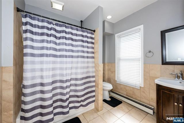 32 Newfield Street, East Orange, NJ 07017