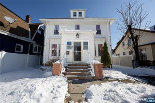 32 Newfield Street, East Orange, NJ 07017