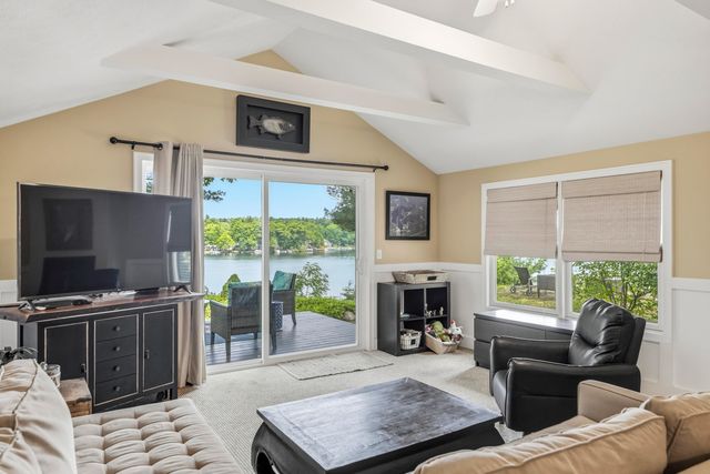 5375 Front Street, Croton Twp, MI 49337
