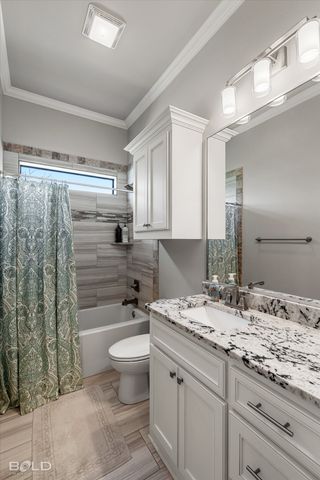 410 Oakwood Trace Court, Shreveport, LA 71106