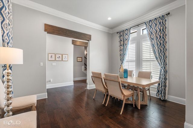 410 Oakwood Trace Court, Shreveport, LA 71106