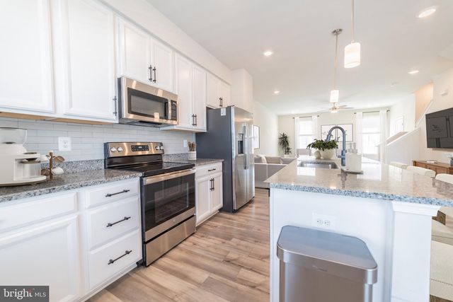 101 EXTROVERT DRIVE, Charles Town, WV 25414