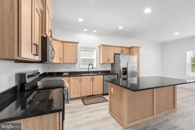 820 MINERAL AVE, Mineral, VA 23117