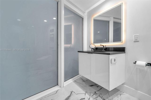 333 Las Olas Way 1207, Fort Lauderdale, FL 33301