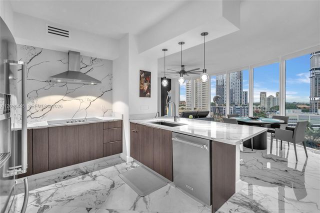 333 Las Olas Way 1207, Fort Lauderdale, FL 33301