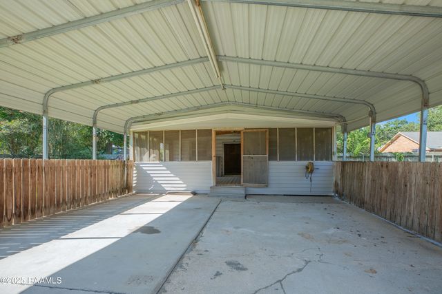 2902 Sugar Mill Road Road, New Iberia, LA 70563