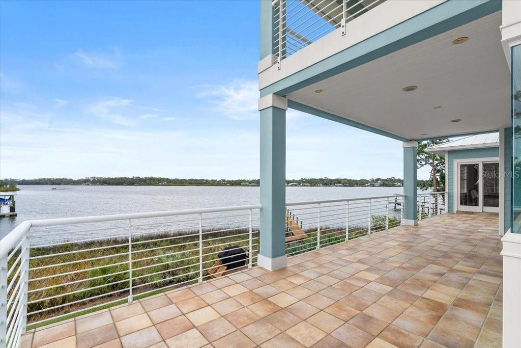 Image 17 of property listing at 2806 BAY VISTA COURT, New Smyrna Beach, FL 32168