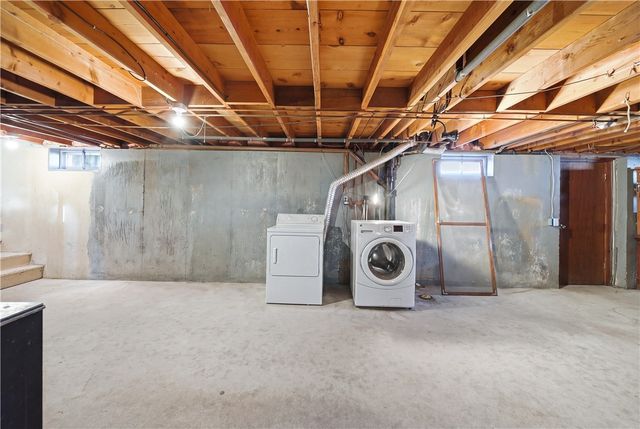 73 Oregon Avenue, North Providence, RI 02911