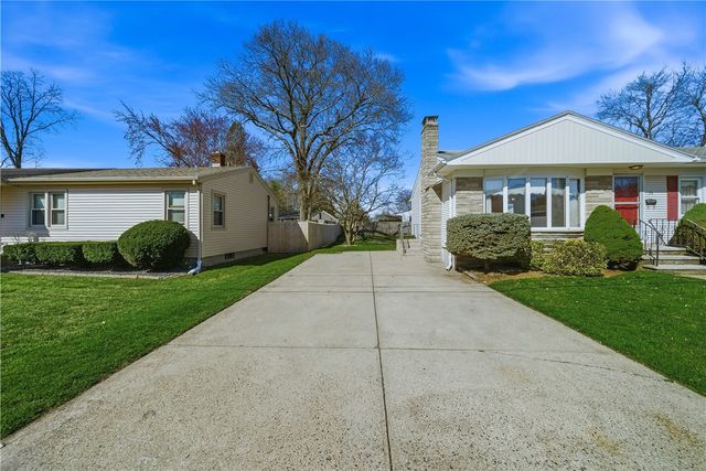 73 Oregon Avenue, North Providence, RI 02911