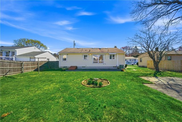 73 Oregon Avenue, North Providence, RI 02911