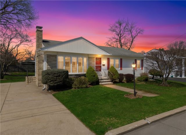 73 Oregon Avenue, North Providence, RI 02911