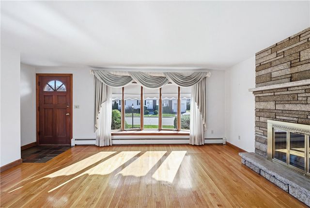 73 Oregon Avenue, North Providence, RI 02911