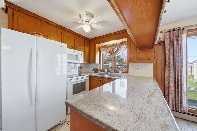 73 Oregon Avenue, North Providence, RI 02911