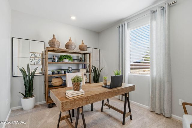 8189 S Charles Young Way, Tucson, AZ 85747