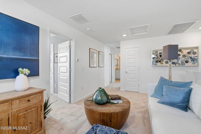 8189 S Charles Young Way, Tucson, AZ 85747