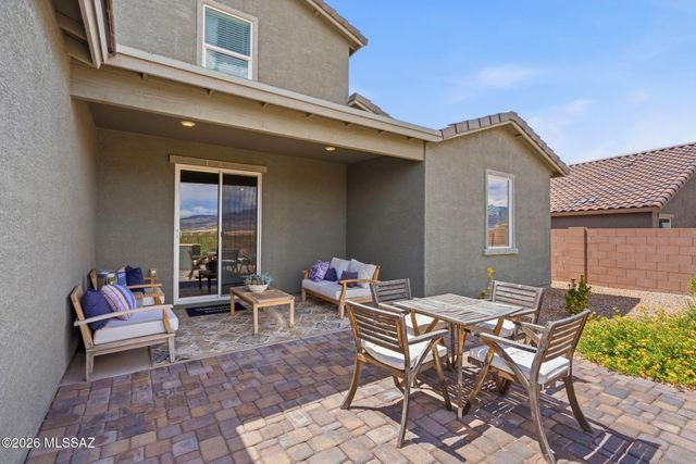 8189 S Charles Young Way, Tucson, AZ 85747
