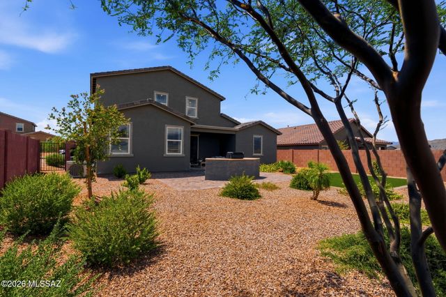 8189 S Charles Young Way, Tucson, AZ 85747
