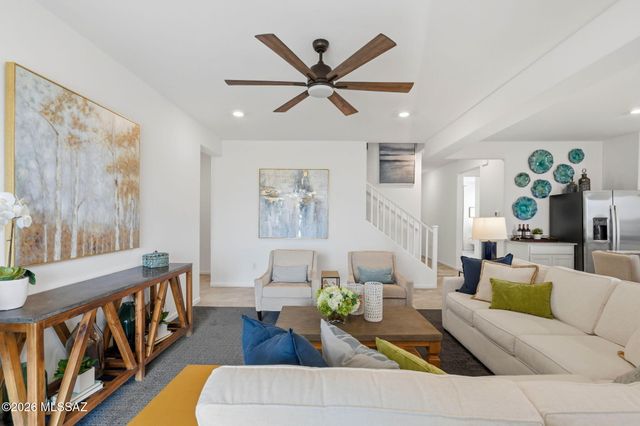 8189 S Charles Young Way, Tucson, AZ 85747