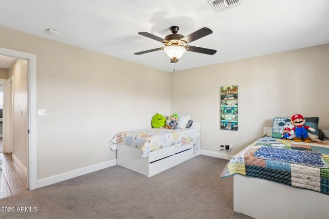 6431 E Sheridan Street, Scottsdale, AZ 85257